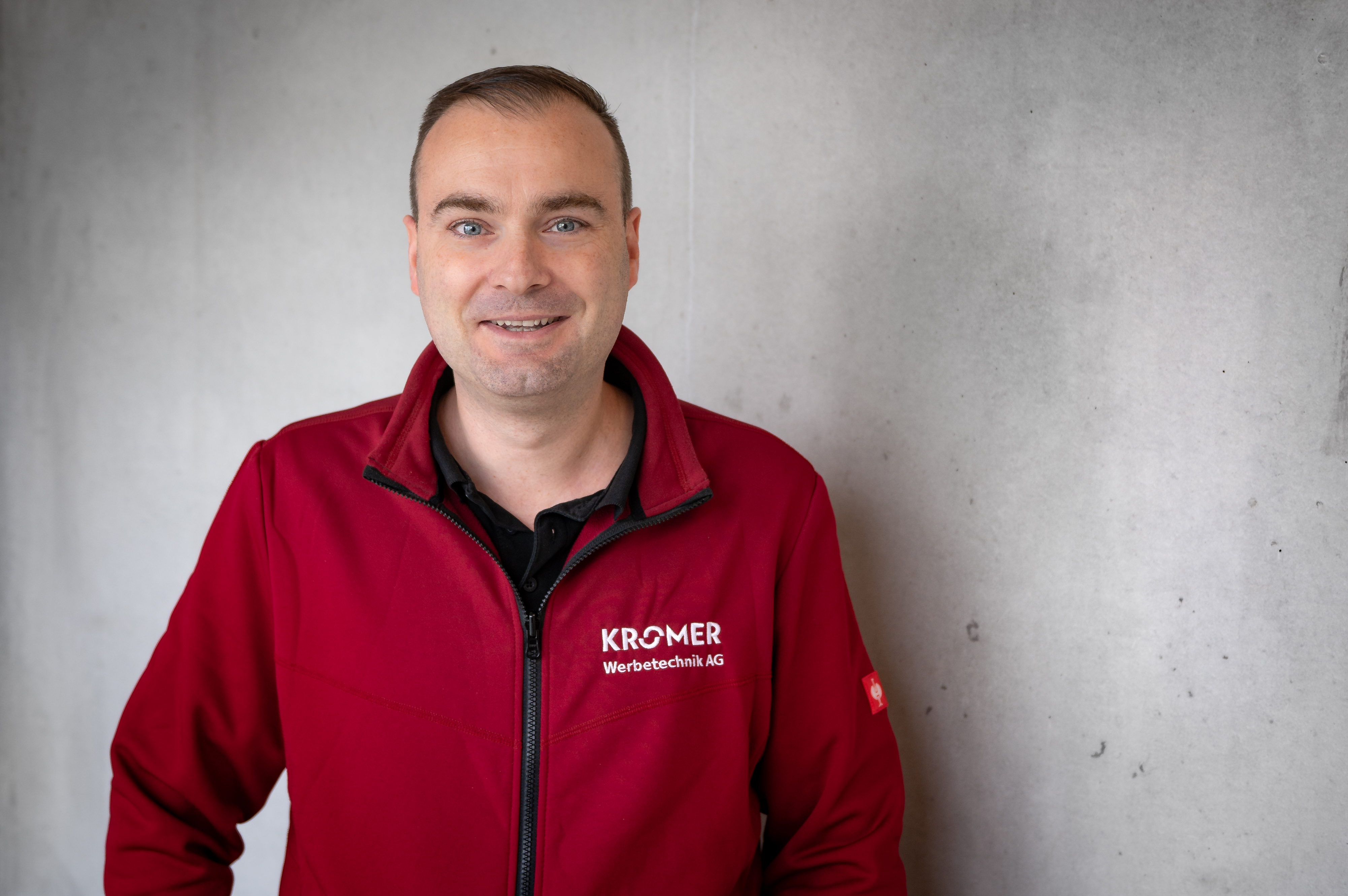 Displayfactory - Blachen - Blachen bedrucken - Blachen mit Ösen - Blachenwerbung - Sticker - Sticker erstellen - Sticker bestellen - Sticker drucken - Sticker kaufen - Aufkleber Sticker - Aufkleber Sticker - Aufkleber - Aufkleber bestellen