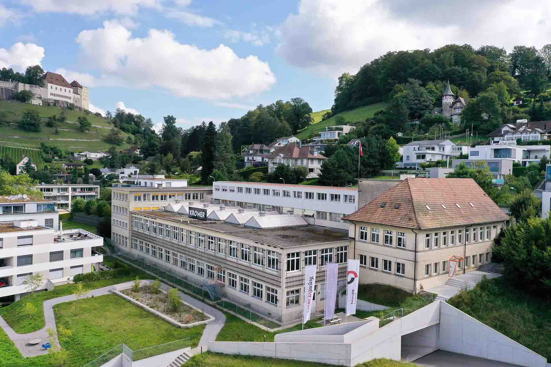 Displayfactory - Blachen - Blachen bedrucken - Blachen mit Ösen - Blachenwerbung - Sticker - Sticker erstellen - Sticker bestellen - Sticker drucken - Sticker kaufen - Aufkleber Sticker - Aufkleber Sticker - Aufkleber - Aufkleber bestellen